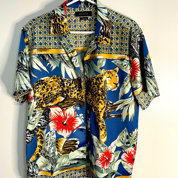 Urban Outfitters Other - Urban Outfitters print shirt